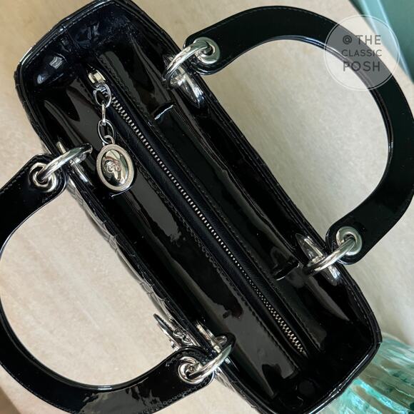 ❌SOLD❌ EUC Christian Dior Lady Patent Medium Black Silver Crossbody Bag 2017 - Picture 13 of 16